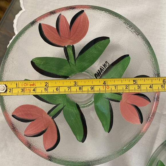 Kosta Boda pink, tulip bowls (set of 2) - Picture 3 of 7